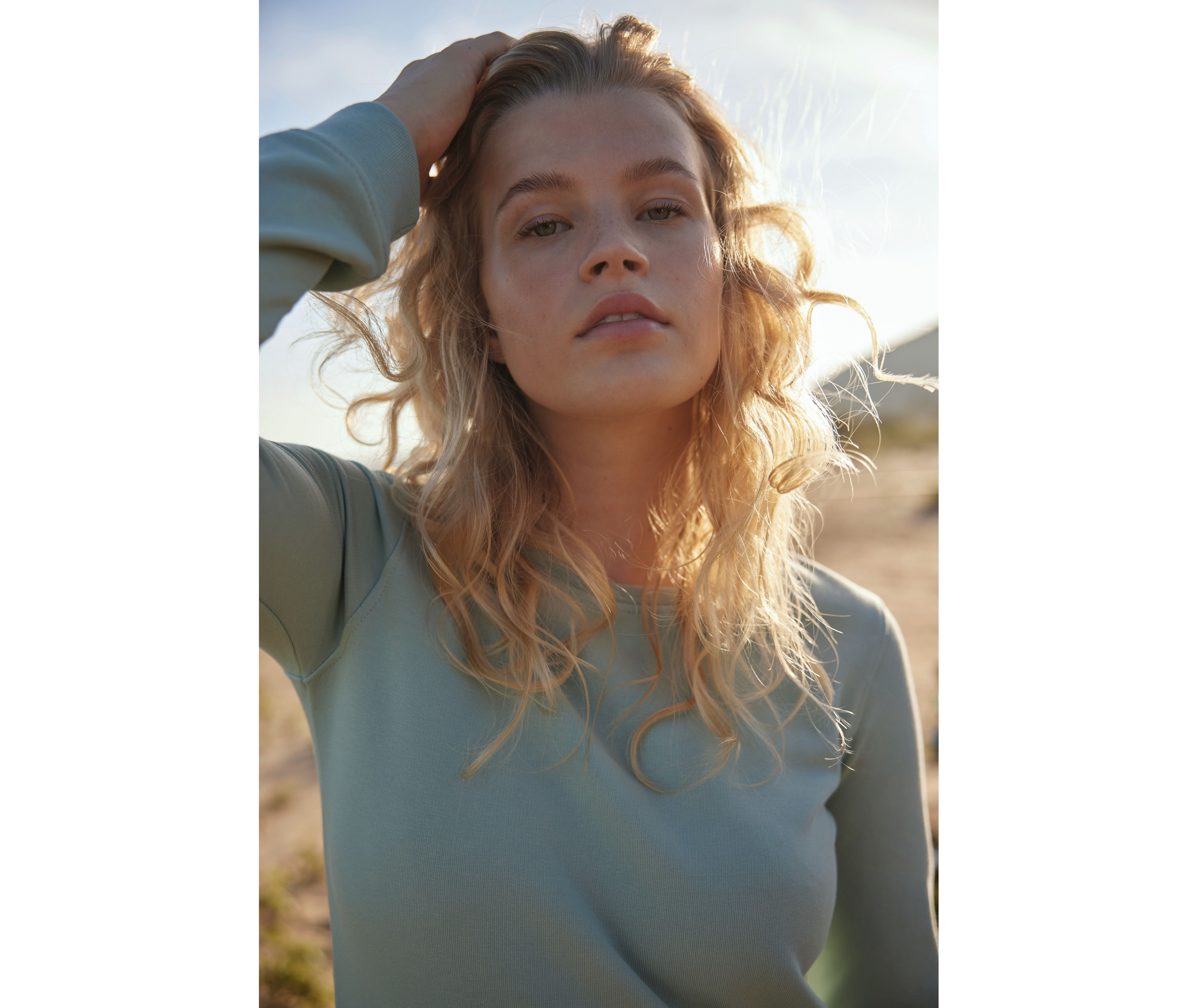 INSPIRE CREW NECK /WOMEN