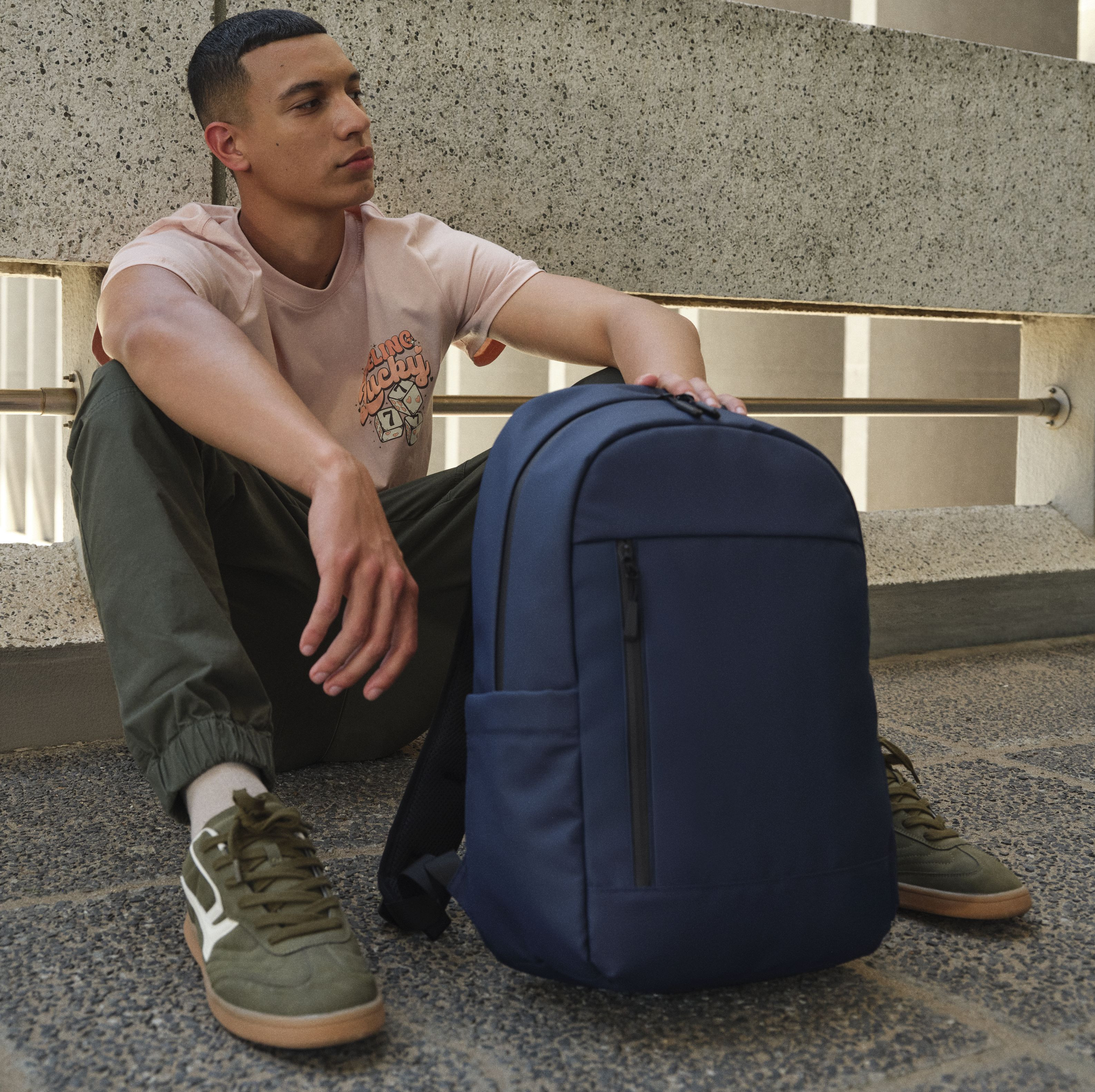 EVERYDAY CARRY 22 LITRE BACKPACK